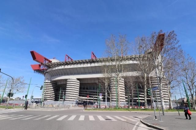 Stadium Apartment Милано Екстериор снимка